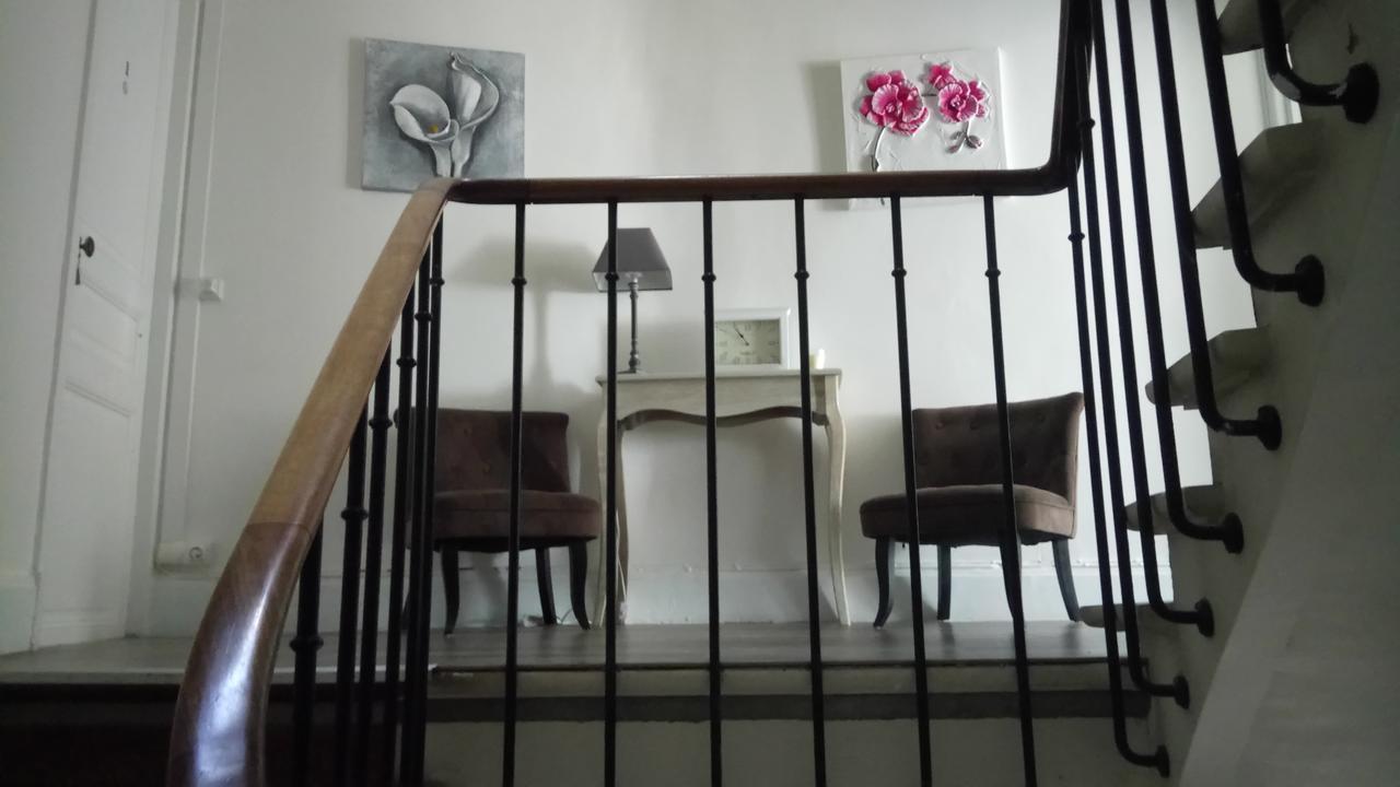 Maison De Ville Bed & Breakfast Magny-en-Vexin Dış mekan fotoğraf